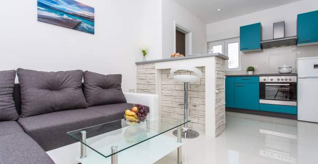 Appartamento moderno Berisha 1 n.2 – con balcone
