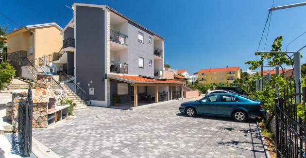 Appartamento moderno Berisha 1 n.3 – con balcone