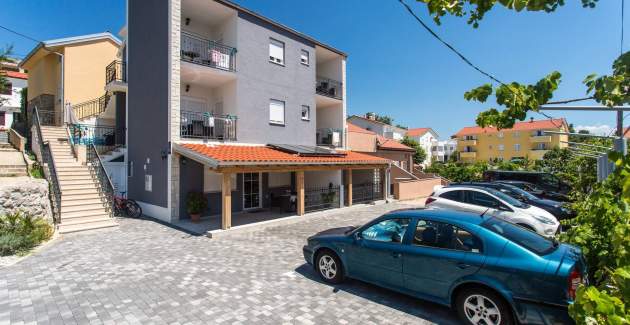 Appartamento moderno Berisha 1 n.4 – con balcone