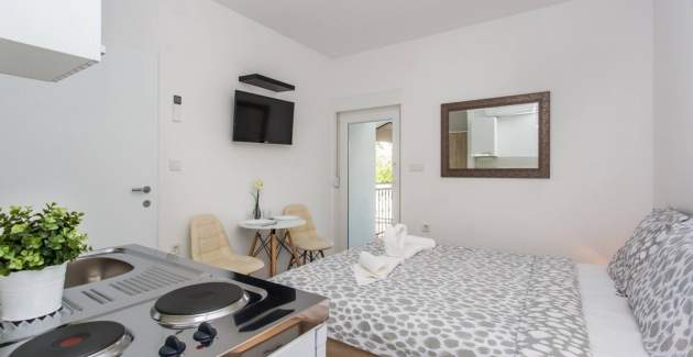 Appartamento monolocale Berisha 1 n.1 – con balcone
