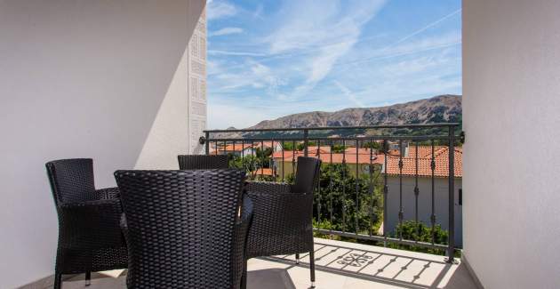 Appartamento moderno Berisha 1 n.5 – con balcone