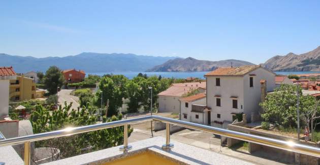 Appartamento Affascinante Brnić n.6 - con balcone e vista mare