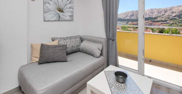 Appartamento Affascinante Brnić n.6 - con balcone e vista mare