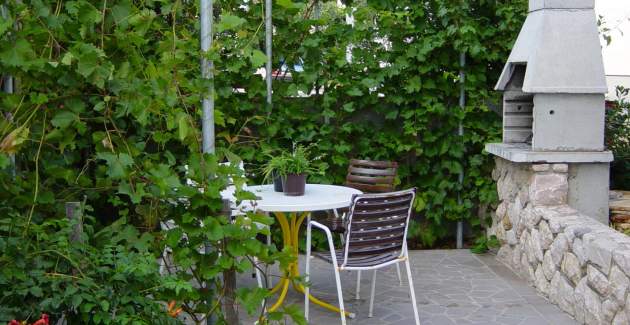 Appartamento Affascinante Brnić n.7 - con balcone e vista mare
