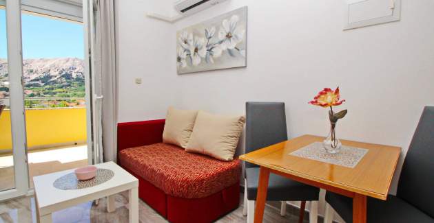 Appartamento Affascinante Brnić n.7 - con balcone e vista mare
