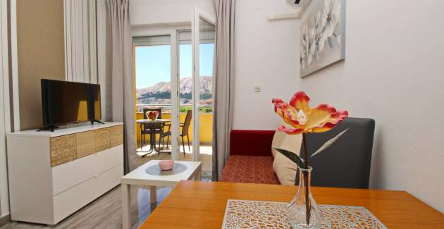Appartamento Affascinante Brnić n.7 - con balcone e vista mare