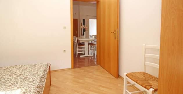 Appartamento Brnic Nar. brdo - con balcone, a 350 m dalla spiaggia