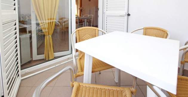 Appartamento Brnic Nar. brdo - con balcone, a 350 m dalla spiaggia