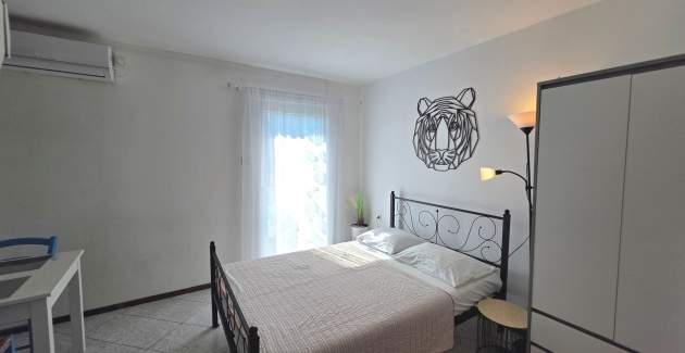 Studio Apartment Bugi - with Balcony