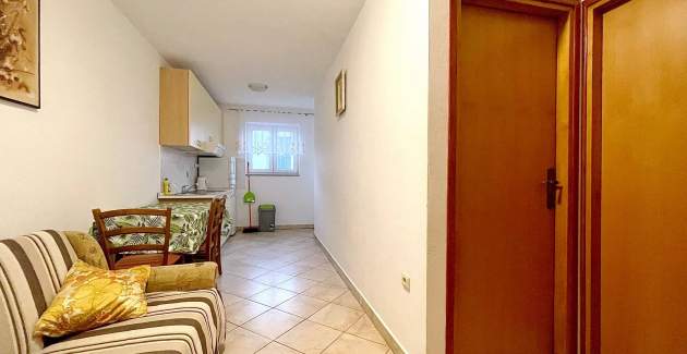 Capic Z2 - appartamento con balcone e posto auto, a 300 m dalla spiaggia