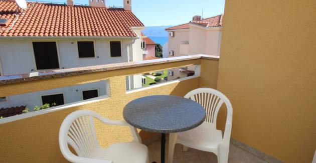 Capic Z4 – Appartamento con balcone e posto auto, a 300 m dalla spiaggia