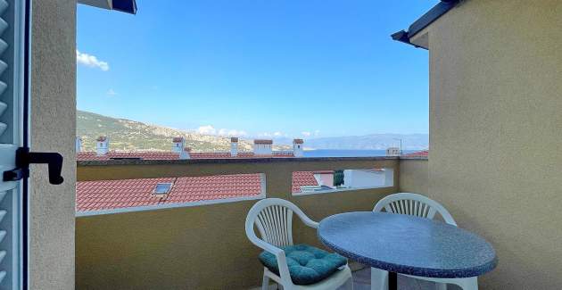 Capic Z6 – Appartamento con balcone e posto auto, a 300 m dalla spiaggia