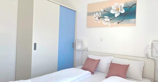 Appartamento Cugalj – con Balcone, al 2. Piano, a 300 m dalla Spiaggia
