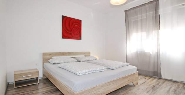 Appartamento Mihaela – 350 m dalla Spiaggia