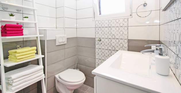 Appartamento Mihaela – 350 m dalla Spiaggia