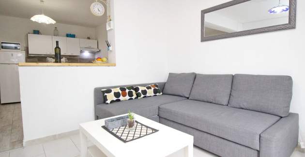 Appartamento Fantov No.1 – con Terrazza, a 250 m dalla Spiaggia