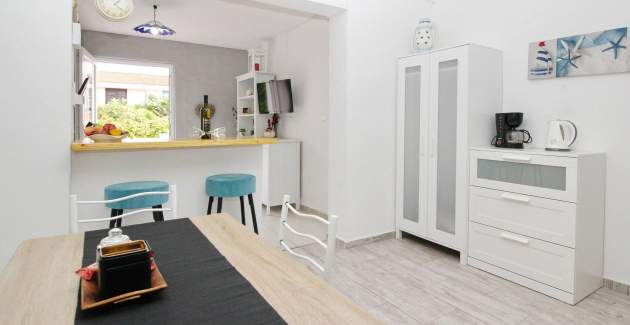 Appartamento Fantov No.1 – con Terrazza, a 250 m dalla Spiaggia