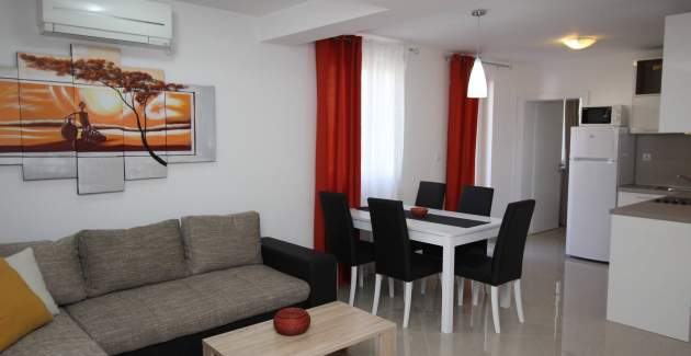 Appartamento Gorica 1 n.3 – con piscina, a 200 m dalla spiaggia
