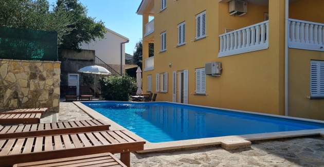 Appartamento Gorica 1 n.6 – con piscina, a 200 m dalla spiaggia
