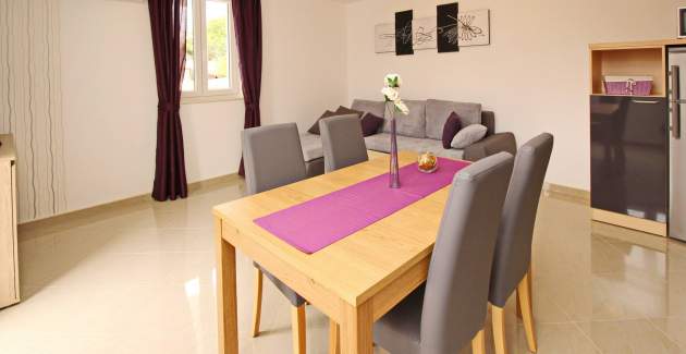Appartamento Gorica 2 n.1 – con terrazza e piscina