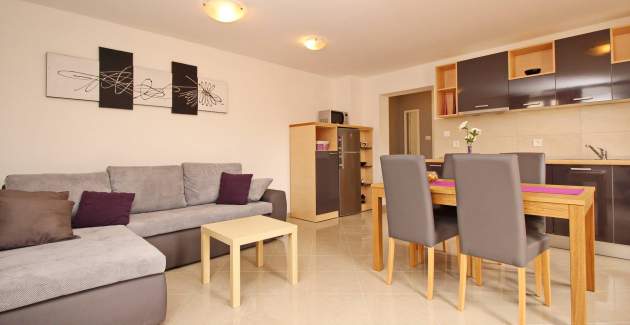 Appartamento Gorica 2 n.1 – con terrazza e piscina