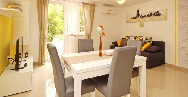 Appartamento Gorica 2 n.3 – con terrazza e piscina