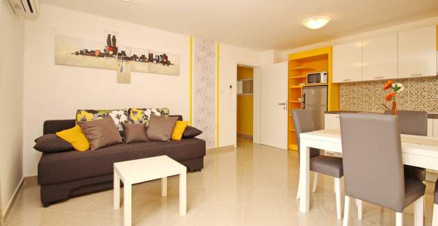 Appartamento Gorica 2 n.3 – con terrazza e piscina