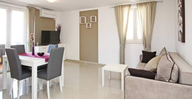 Appartamento Gorica 2 n.5 – con balcone e piscina