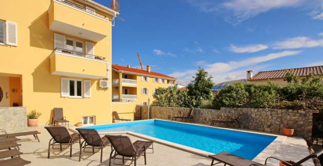 Appartamento Gorica 2 n.6 – con balcone e piscina