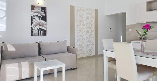 Apartment Gorica 2 Nr.8 – mit Balkon und Pool