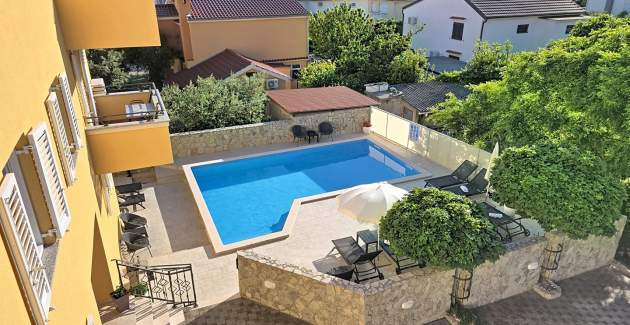 Apartment Gorica 2 Nr.8 – mit Balkon und Pool