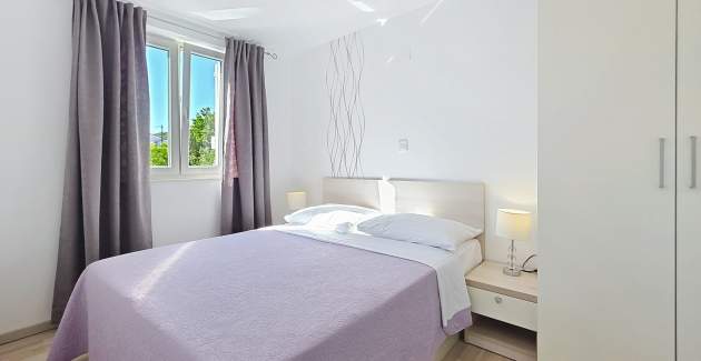 Apartment Gorica 2 Nr.4 – mit Balkon und Pool