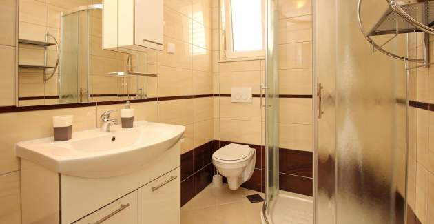 Apartman Gorica 2 br.4 – s balkonom i bazenom