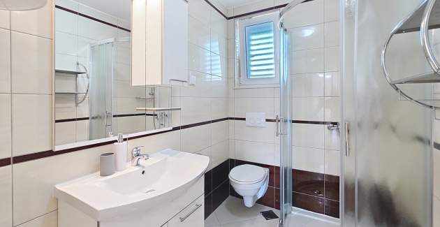 Apartment Gorica 2 Nr.4 – mit Balkon und Pool