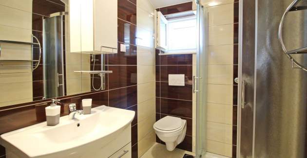Apartman Gorica 2 br.7 – s balkonom i bazenom