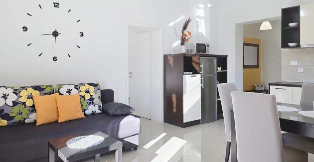 Apartment Gorica 2 Nr.7 – mit Balkon und Pool