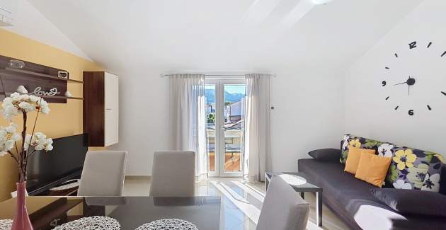 Apartment Gorica 2 Nr.7 – mit Balkon und Pool