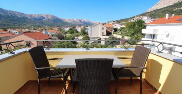 Apartman Gorica 2 br.7 – s balkonom i bazenom