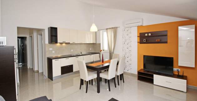 Apartman Gorica 2 br.7 – s balkonom i bazenom