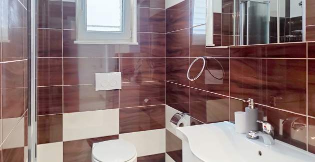 Apartment Gorica 2 Nr.7 – mit Balkon und Pool