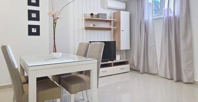 Apartment Gorica 2 Nr.10 – mit Pool, im Untergeschoss
