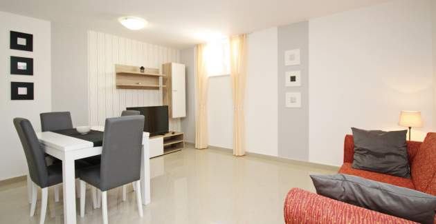 Appartamento Gorica 2 n.10 – con piscina, a livello seminterrato
