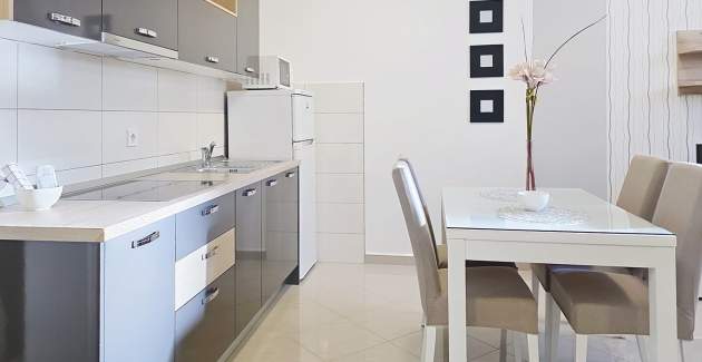 Apartment Gorica 2 Nr.10 – mit Pool, im Untergeschoss