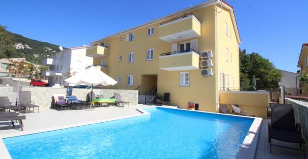 Appartamento Gorica 2 n.10 – con piscina, a livello seminterrato
