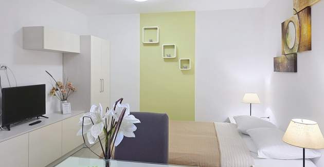 Studio Apartment Gorica 2 No.11 - with Pool, Underground level