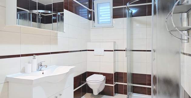 Appartamento Gorica 2 n.12 – con piscina, a livello seminterrato