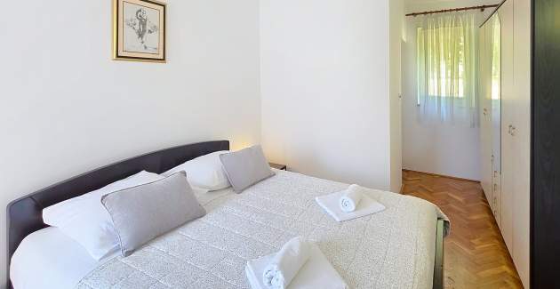Apartman Karamarko – s velikim balkonom