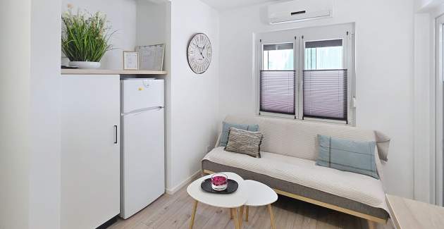 Apartman Karamarko – s velikim balkonom