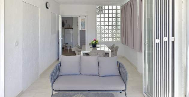 Apartman Karamarko – s velikim balkonom