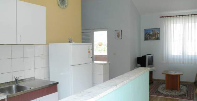 Appartamento standard Klaric Bs – a 200 m dalla spiaggia, con balcone